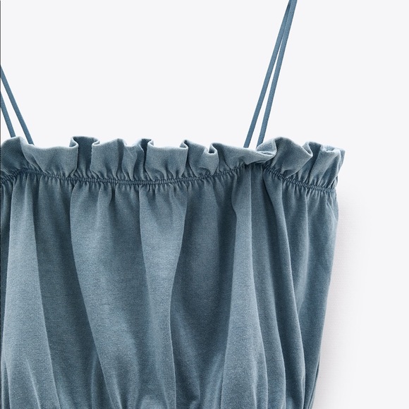 Zara Ruched Crop Top - Picture 3 of 4